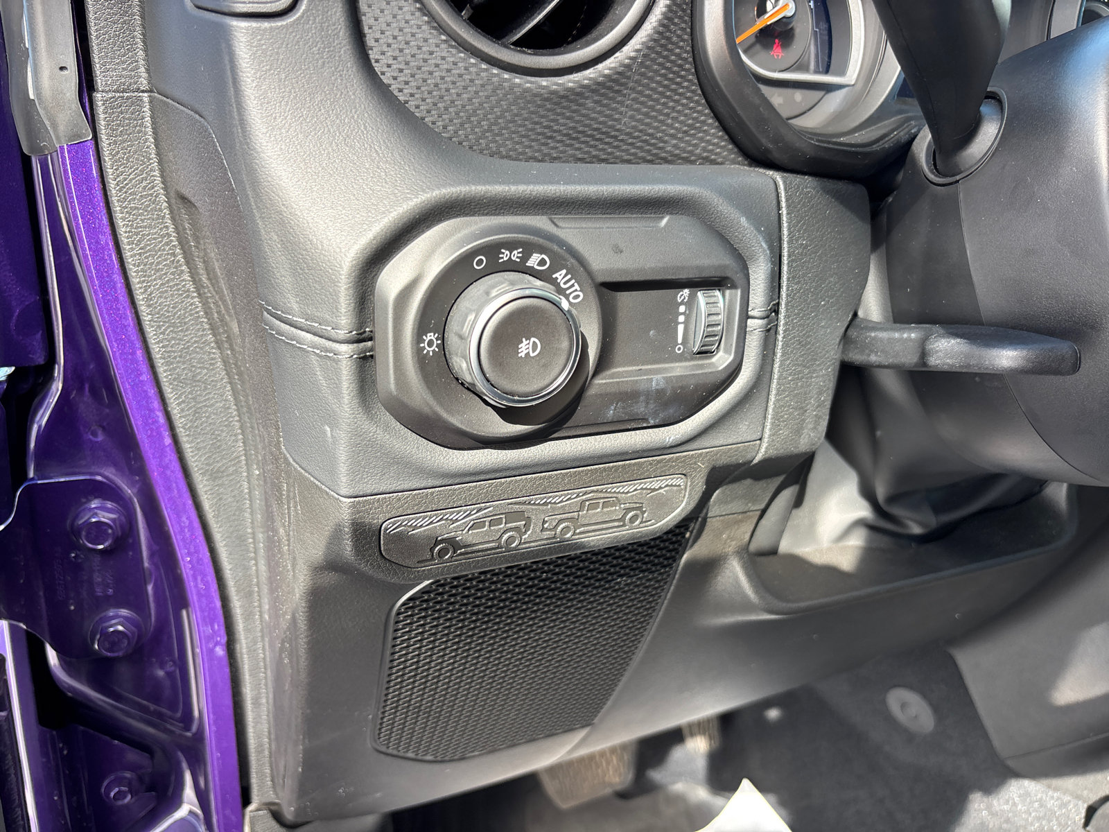 Used 2026 Jeep Wrangler Unlimited Rubicon AWD/4WD image 13