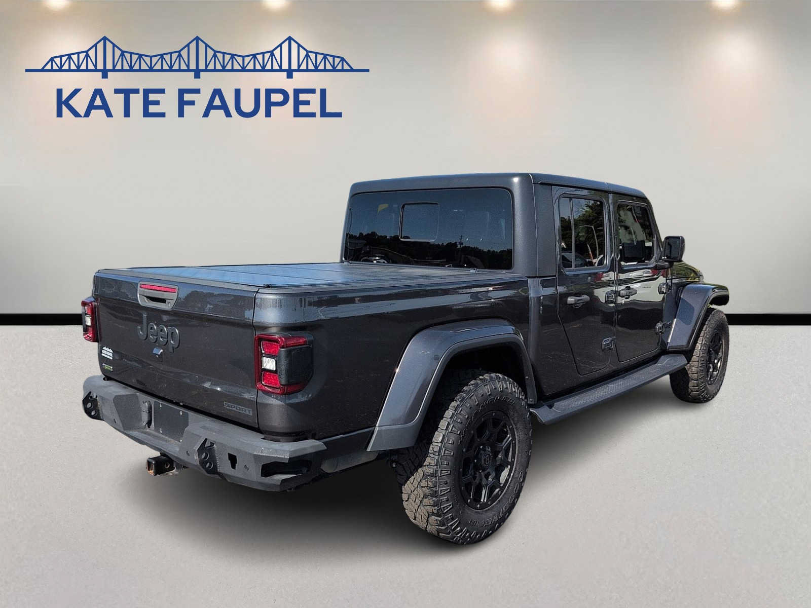 Used 2021 Jeep Gladiator Sport AWD/4WD image 7