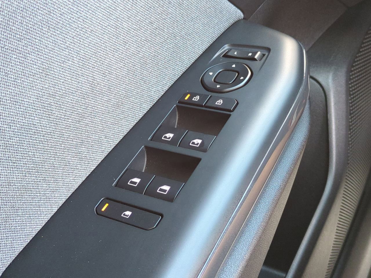 Certified 2025 Kia K4 EX image 21