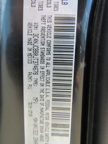 Used 2018 Jeep Compass Latitude w/ Popular Equipment Group image 52