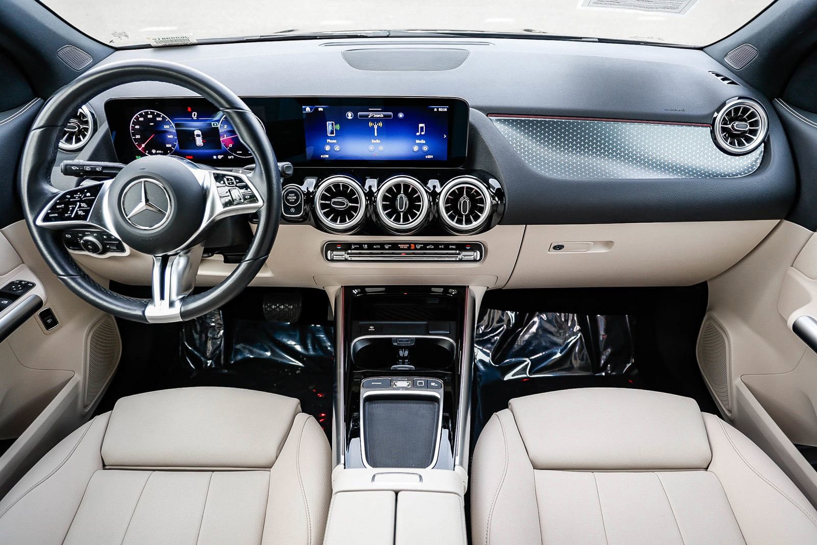 Certified 2025 Mercedes-Benz GLA 250 GLA 250 image 10