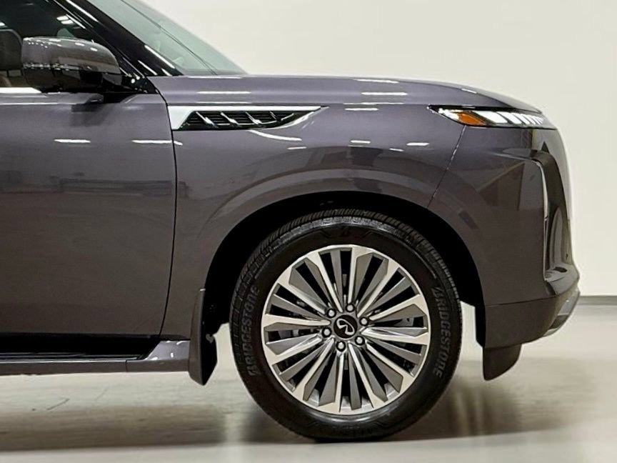 Used 2026 INFINITI QX80 Luxe w/ Cargo Package AWD/4WD image 5
