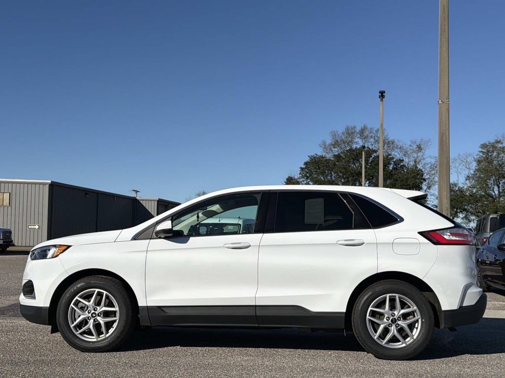 Certified 2024 Ford Edge SEL AWD/4WD image 6