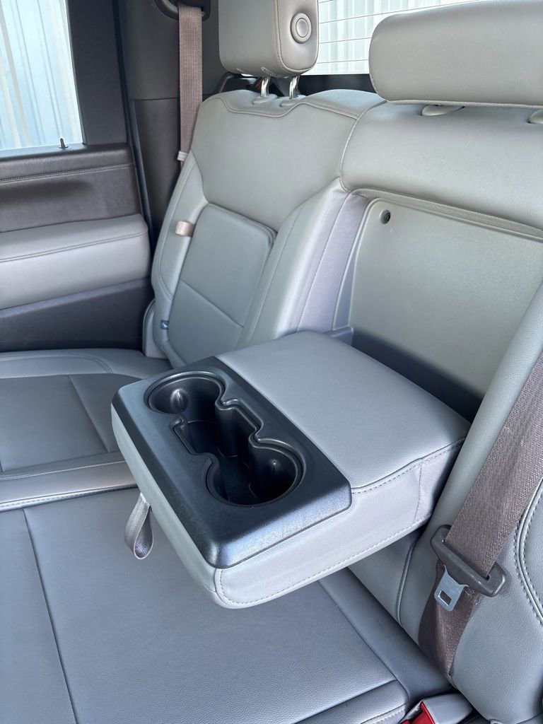 Used 2020 Chevrolet Silverado 2500 LTZ image 37