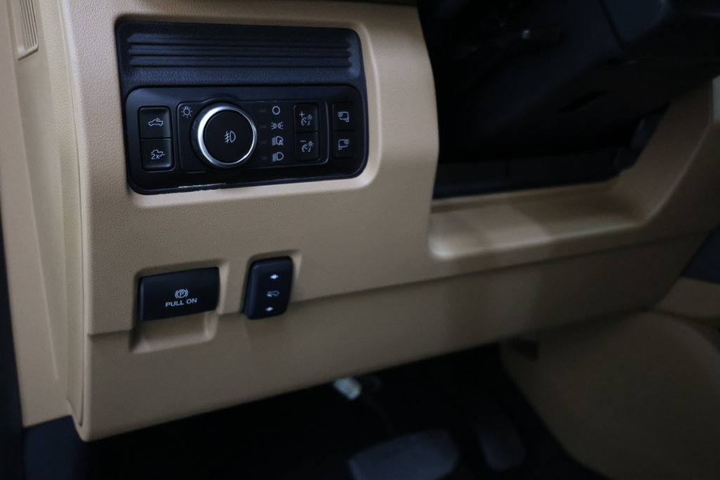 Used 2026 Ford F250 Lariat w/ Tremor Off-Road Package AWD/4WD image 77