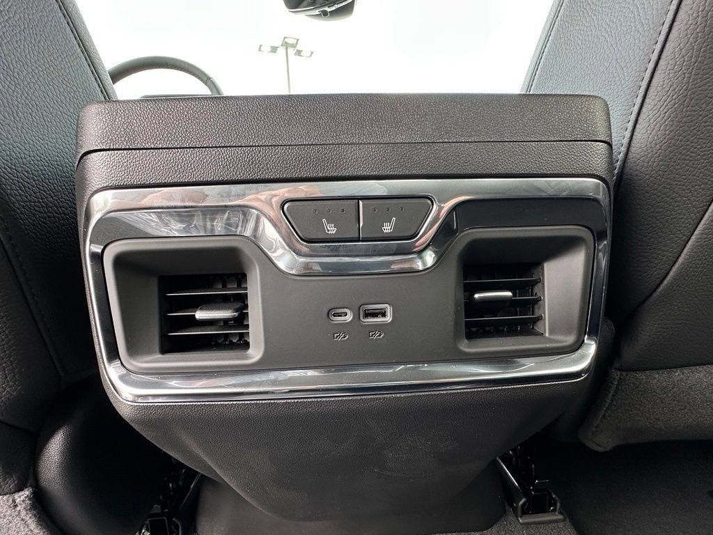New 2026 GMC Sierra 1500 Denali w/ Denali Reserve Package AWD/4WD image 21