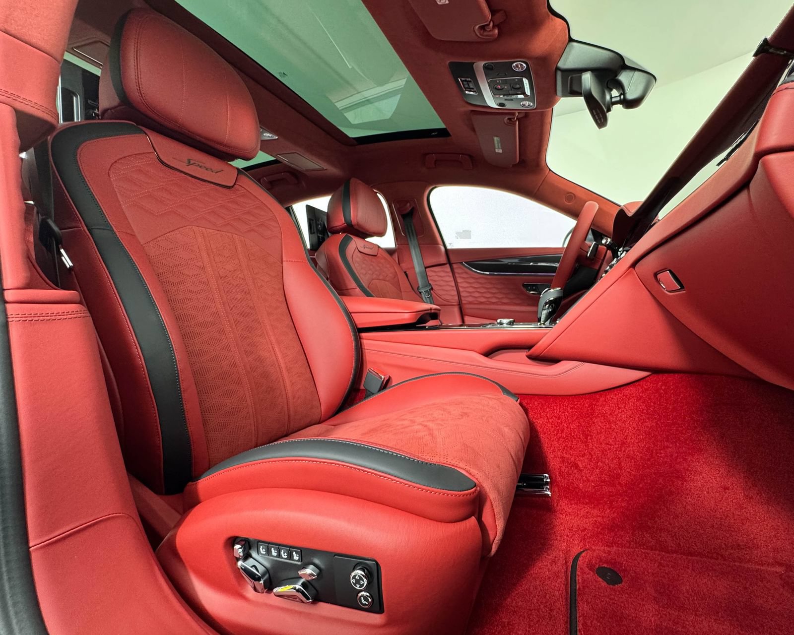 New 2025 Bentley Flying Spur Plug-In Hybrid AWD/4WD image 35
