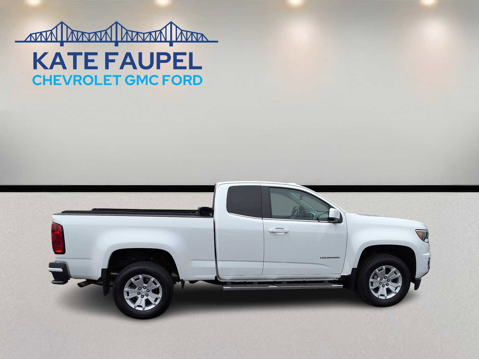 Used 2017 Chevrolet Colorado LT w/ LT Convenience Package RWD image 8