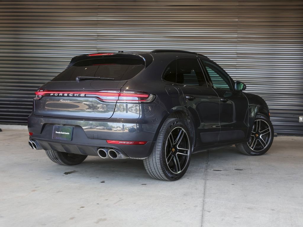 Certified 2021 Porsche Macan image 7