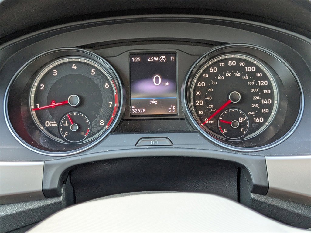 Used 2020 Volkswagen Atlas Cross Sport SE w/ Towing Package image 23