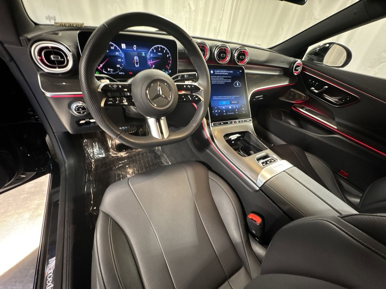 Used 2024 Mercedes-Benz CLE 300 4MATIC Cabriolet image 15