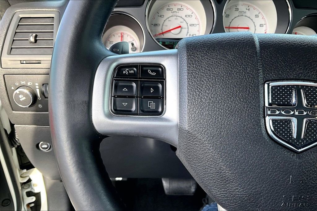 Used 2013 Dodge Challenger SXT RWD image 18