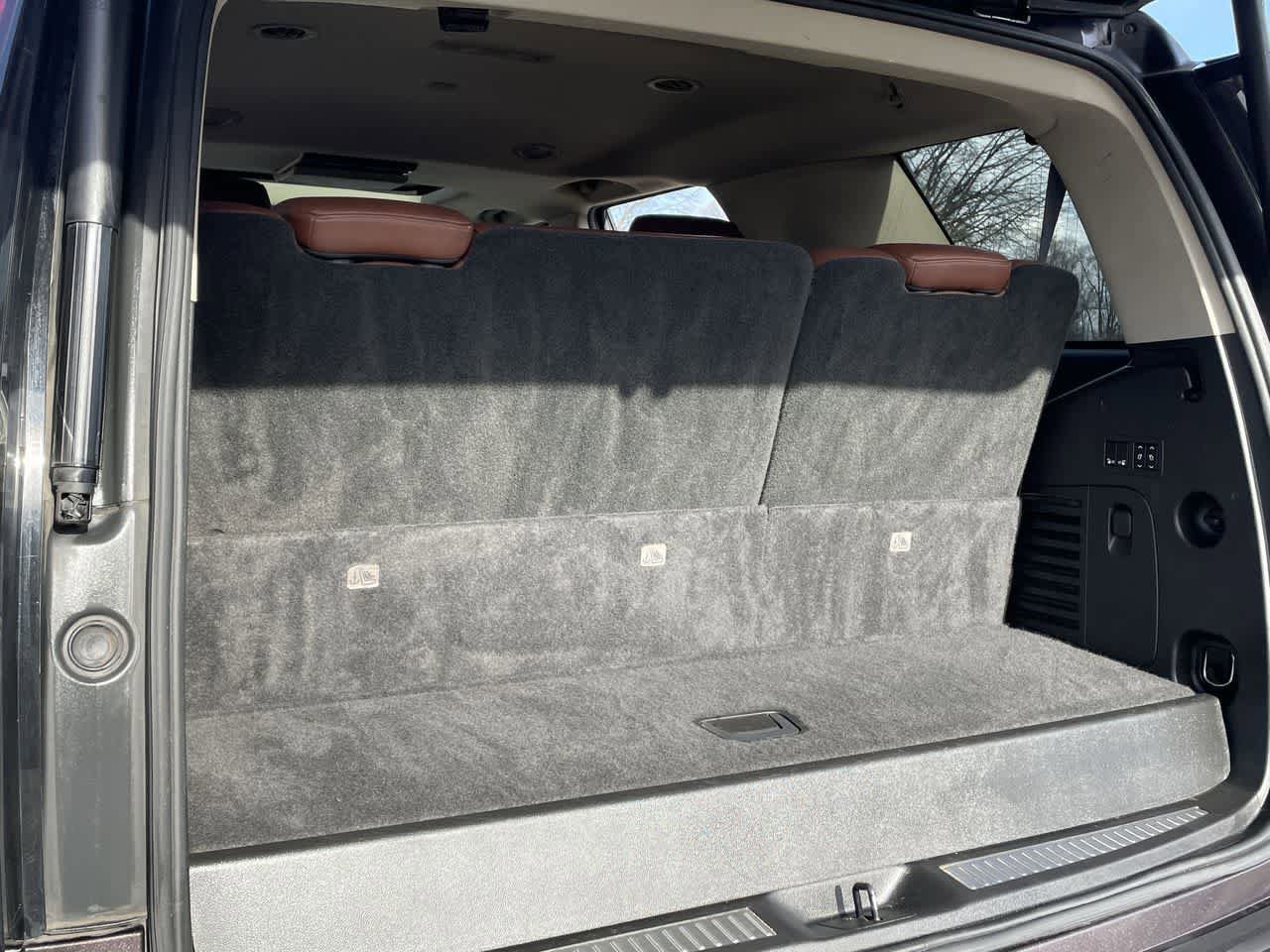 Used 2015 Cadillac Escalade Premium AWD/4WD image 17