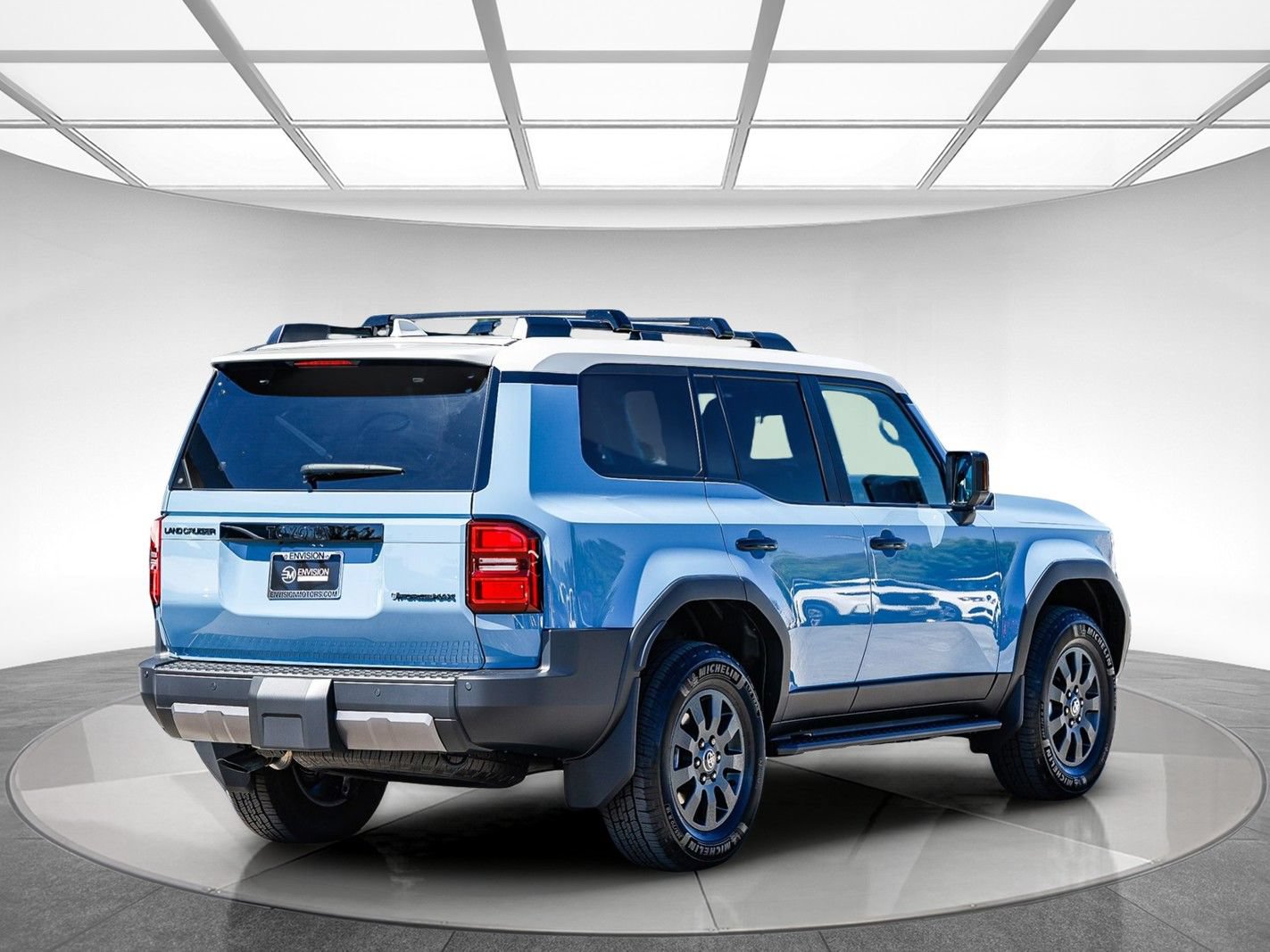 Used 2026 Toyota Land Cruiser w/ Premium Package AWD/4WD image 4