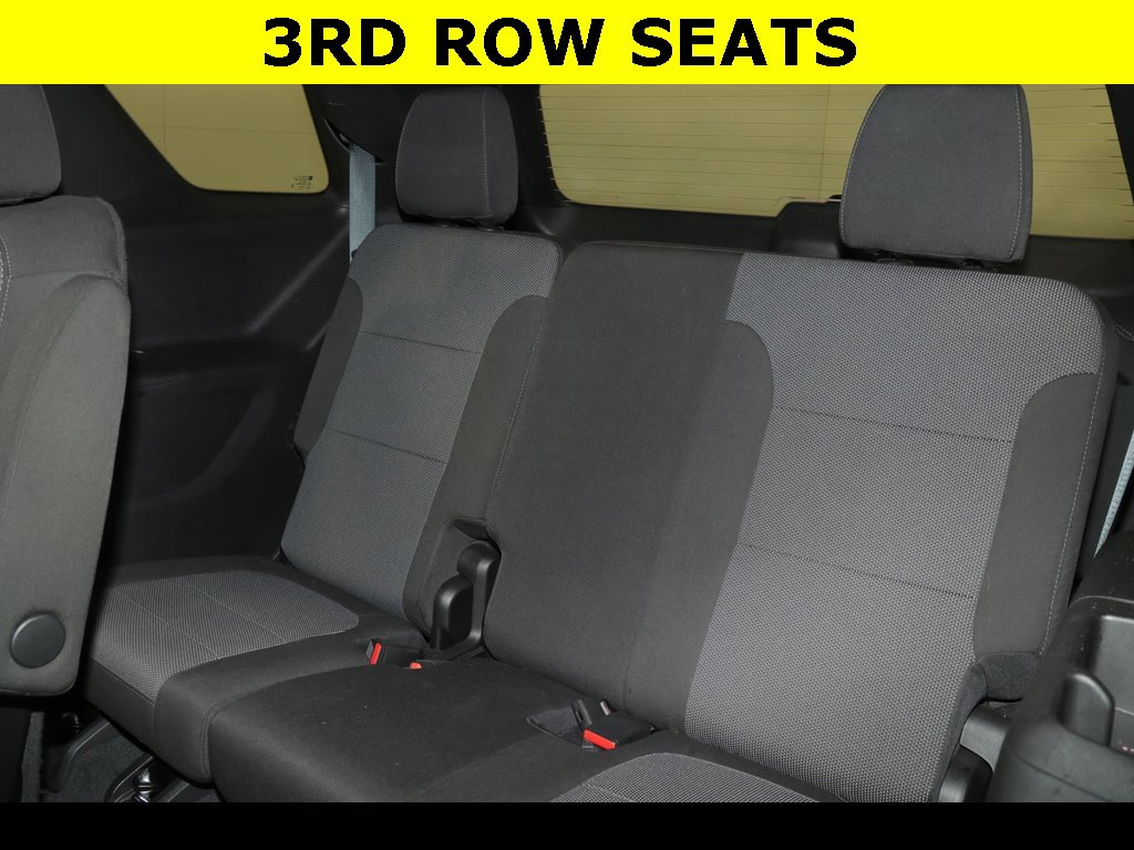 Used 2023 Chevrolet Traverse LT image 7