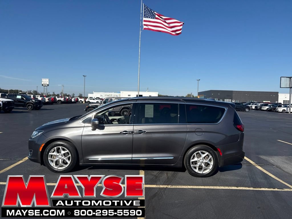 Used 2020 Chrysler Pacifica Limited w/ Advanced Safetytec Group