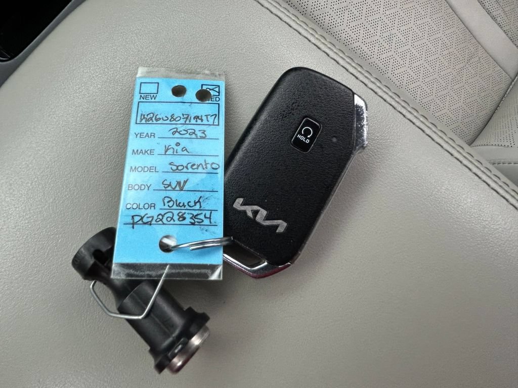 Used 2023 Kia Sorento S FWD image 43