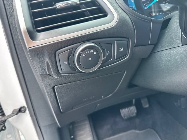 Used 2022 Ford Edge SEL AWD/4WD image 14