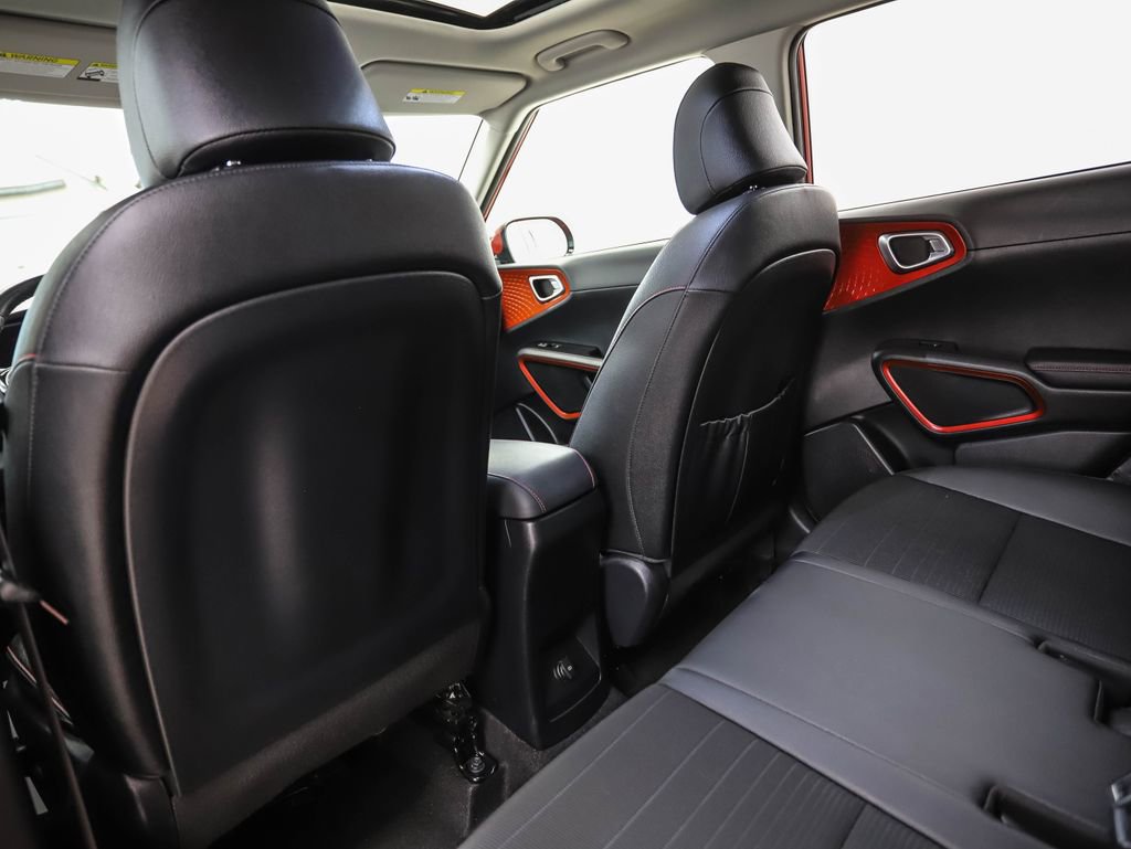 Used 2022 Kia Soul Turbo image 20