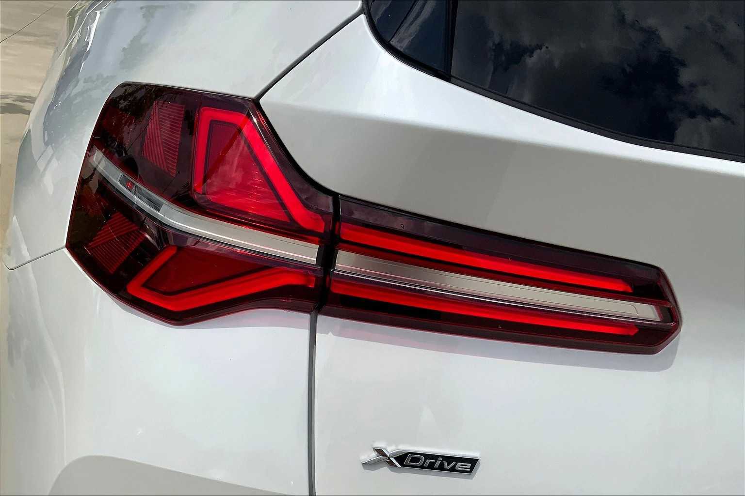 New 2025 BMW X3 xDrive30i w/ Convenience Package image 14