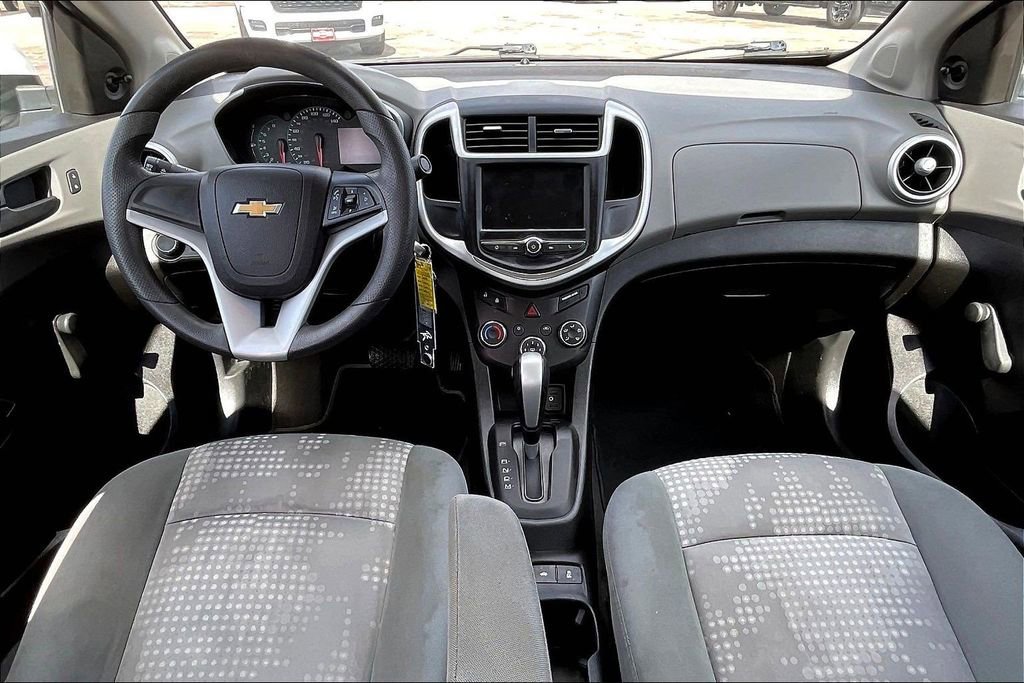 Used 2018 Chevrolet Sonic LS image 7