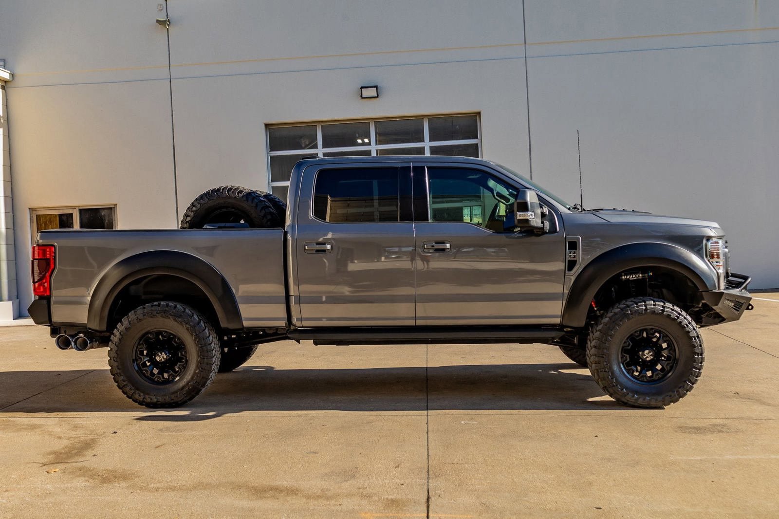 Used 2022 Ford F250 Lariat w/ Lariat Ultimate Package AWD/4WD image 10