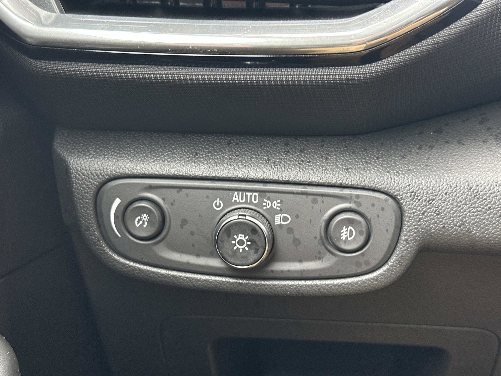 Certified 2023 Chevrolet TrailBlazer LT w/ Convenience Package AWD/4WD image 25