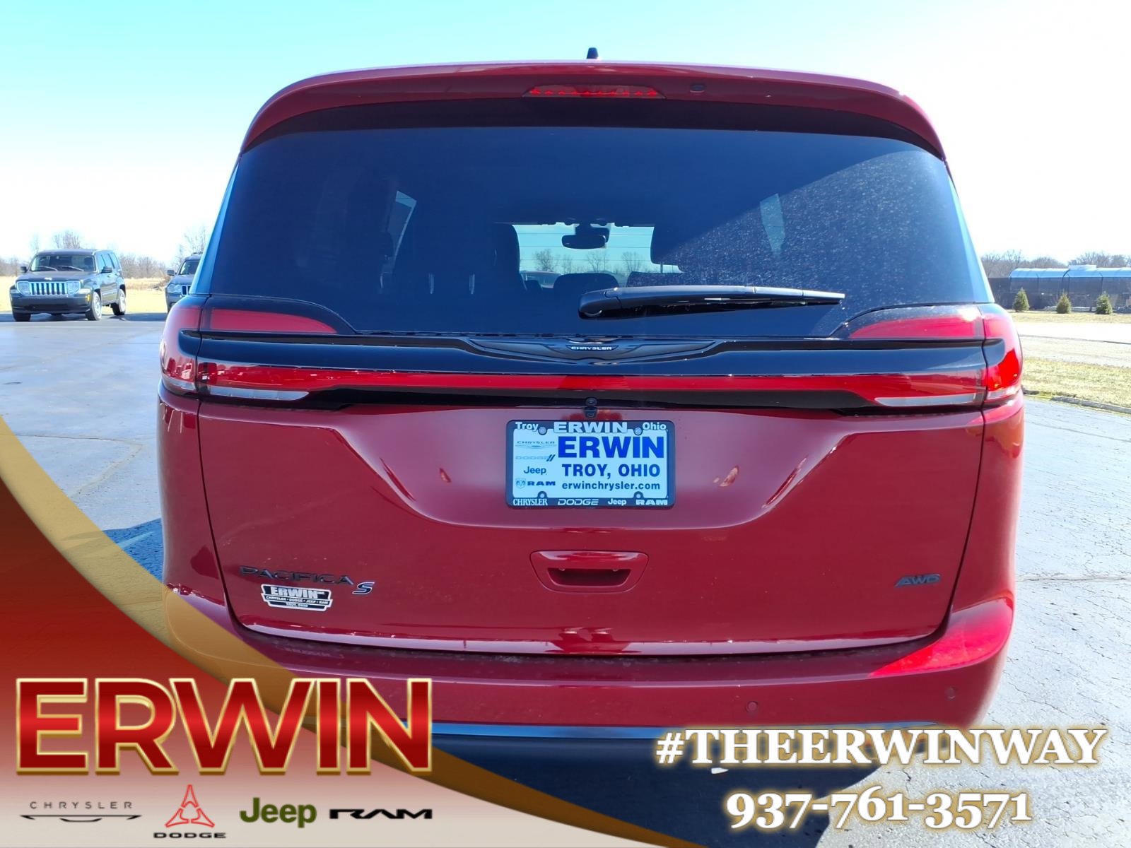 New 2026 Chrysler Pacifica Select image 4