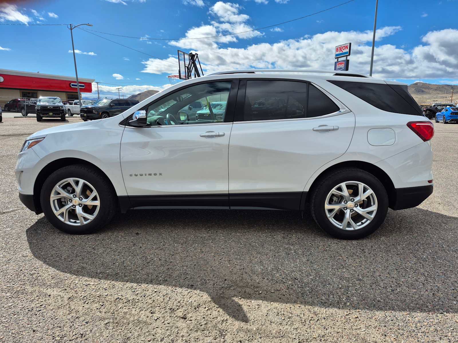 Used 2021 Chevrolet Equinox Premier image 11