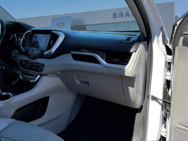 Used 2022 GMC Terrain SLT w/ LPO, Floor Liner Package AWD/4WD image 28