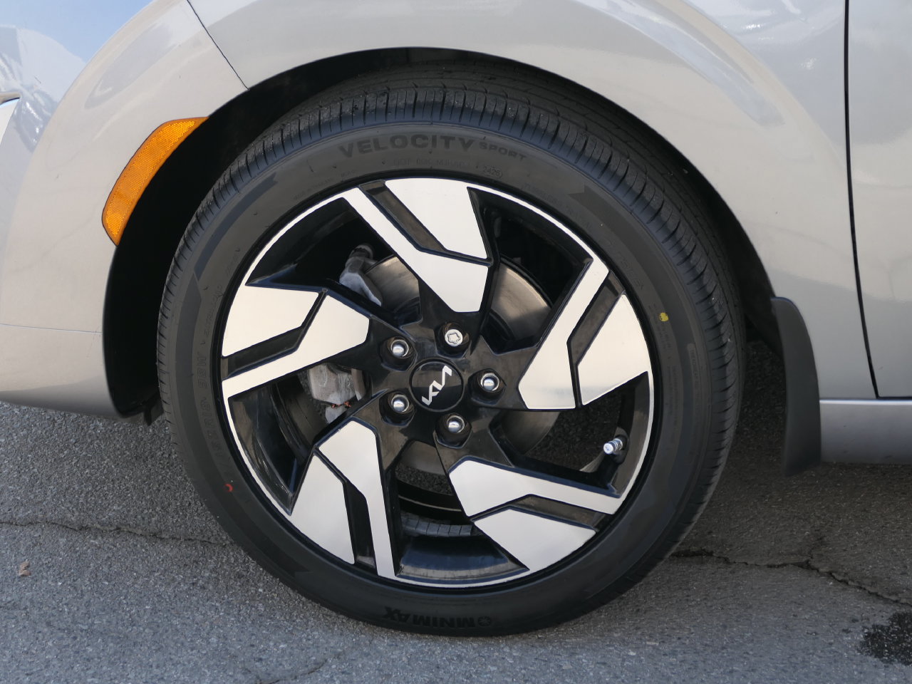 Certified 2023 Kia Soul GT-Line FWD image 11