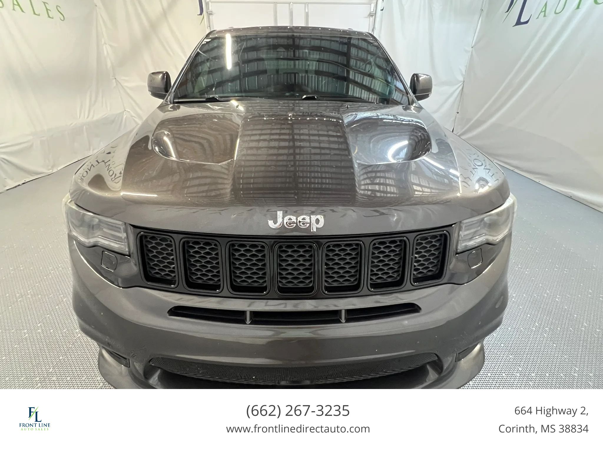 Used 2017 Jeep Grand Cherokee SRT w/ Trailer Tow Group IV AWD/4WD image 2