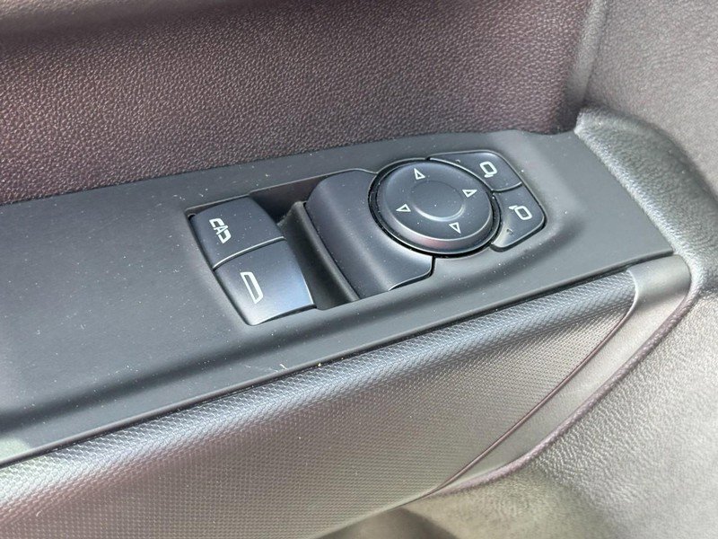 Used 2025 GMC Sierra 1500 Pro w/ Pro Value Package image 19