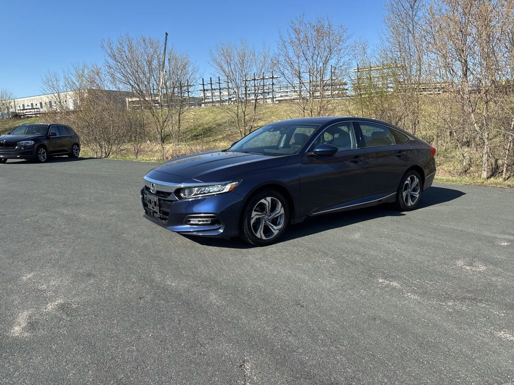 Used 2018 Honda Accord EX image 3