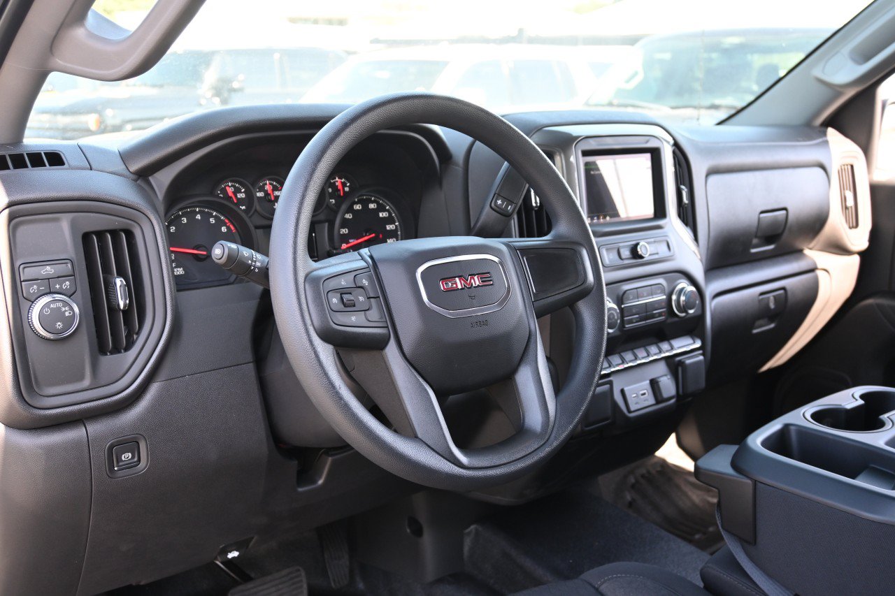 New 2026 GMC Sierra 1500 Pro w/ Convenience Package RWD image 17
