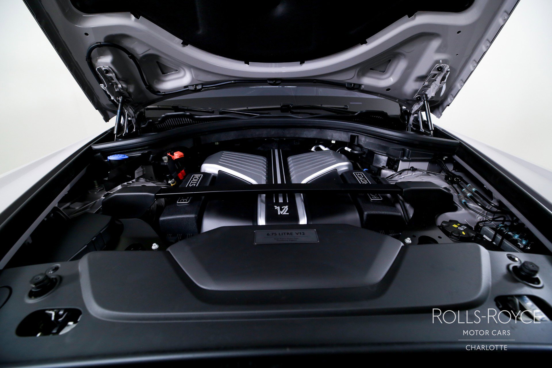New 2026 Rolls-Royce Cullinan image 37