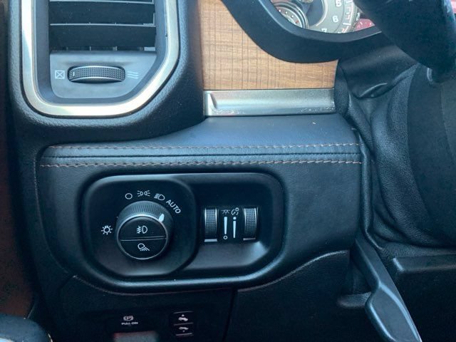 Used 2020 RAM 1500 Limited AWD/4WD image 33