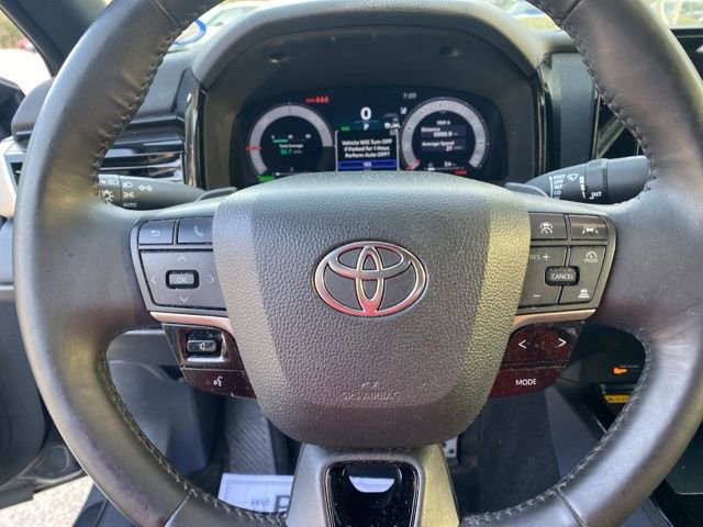 Used 2025 Toyota Camry XSE image 9