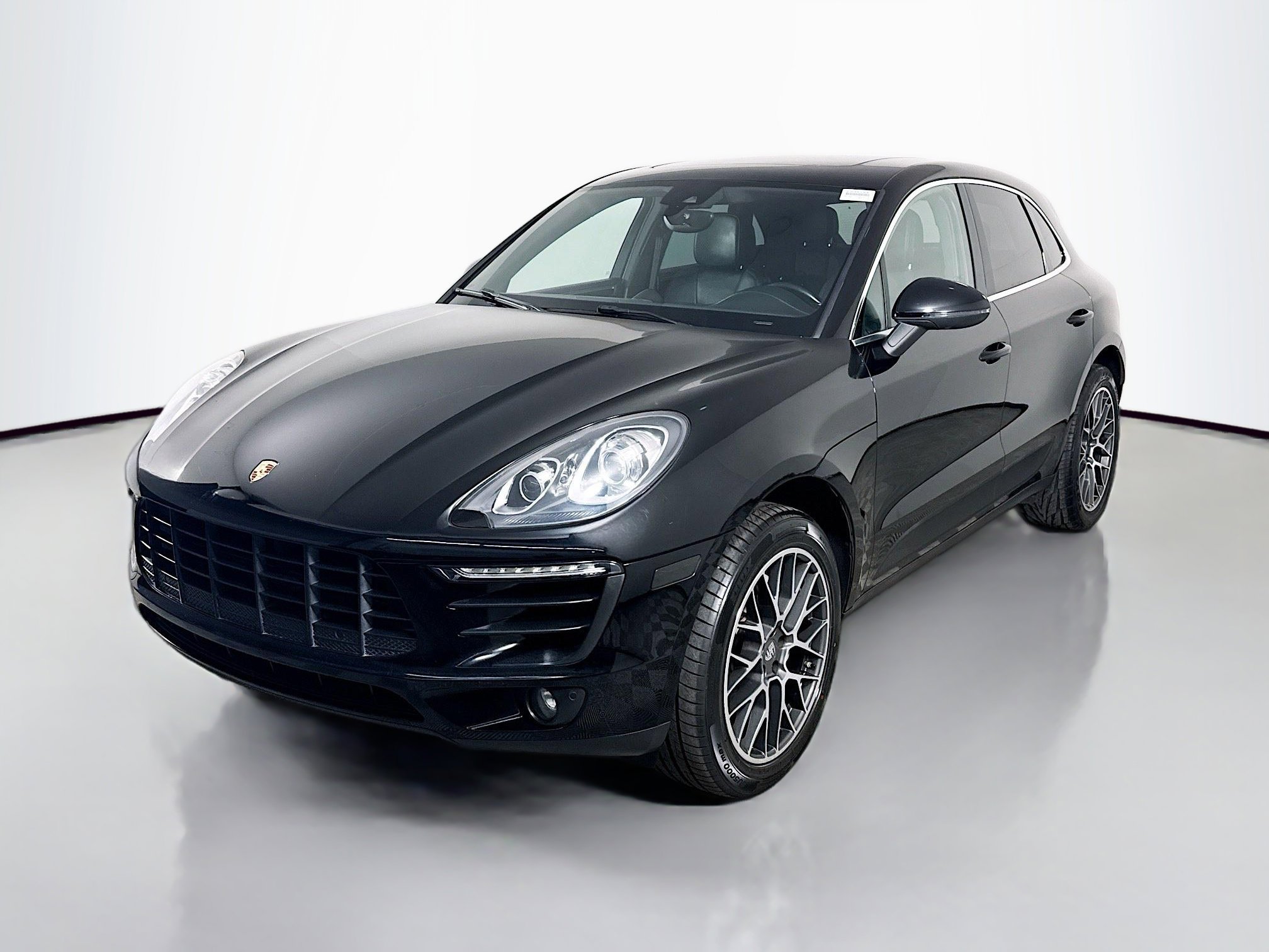 Used 2018 Porsche Macan S image 4