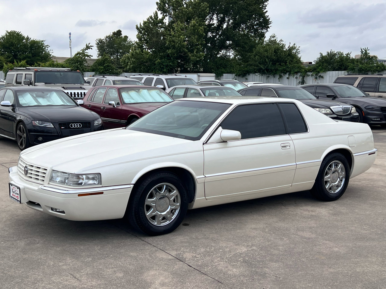 Used 1997 Cadillac Eldorado Touring image 3