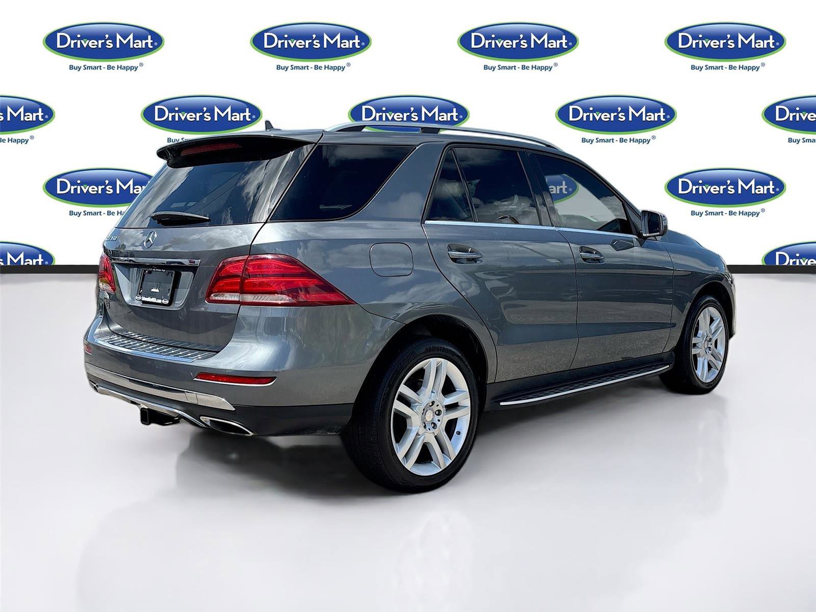 Used 2017 Mercedes-Benz GLE 350 w/ Premium 1 Package image 8