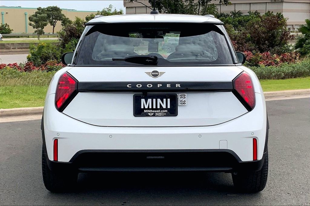 New 2026 MINI Cooper 2-Door Hardtop image 4