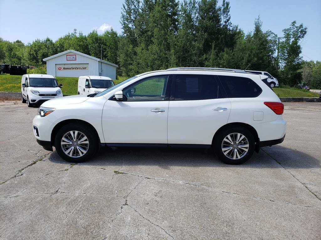 Used 2018 Nissan Pathfinder SL AWD/4WD image 6