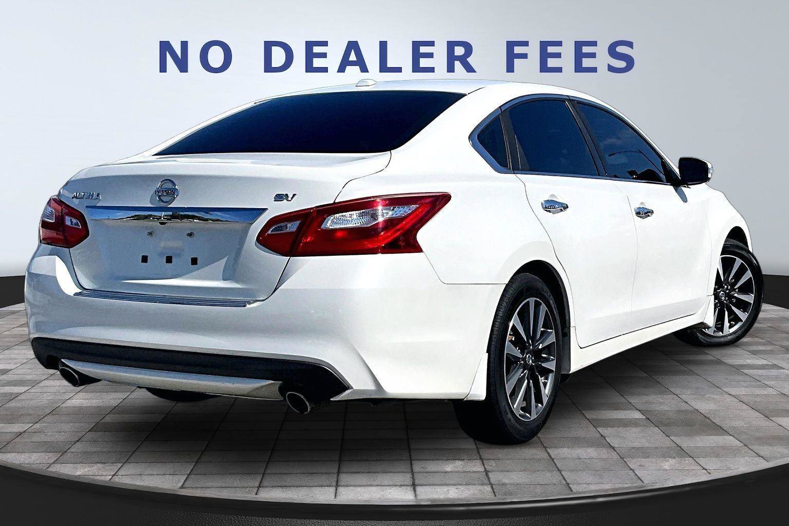 Used 2016 Nissan Altima 2.5 SV w/ Convenience Package FWD image 6