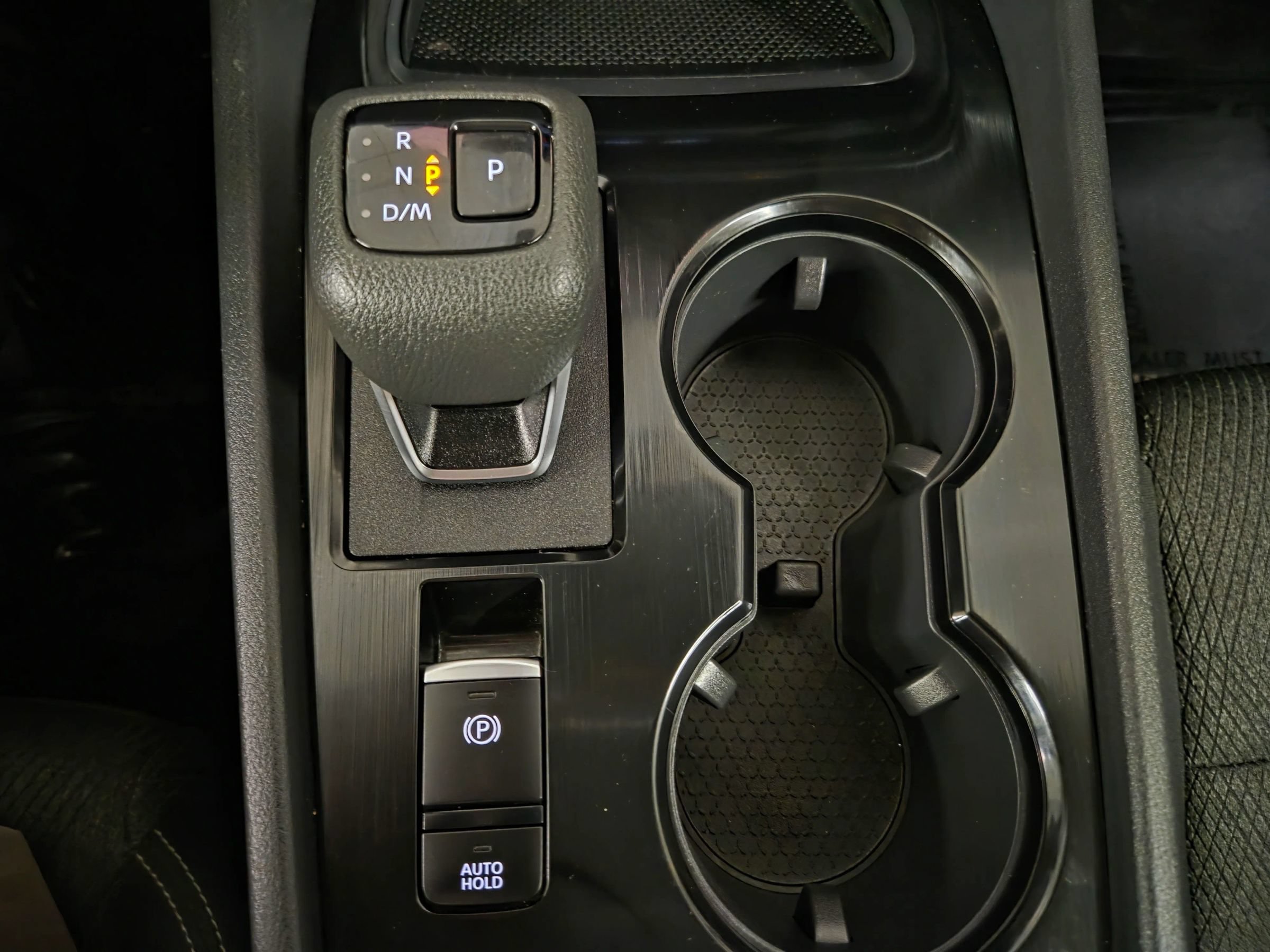 Used 2025 Nissan Rogue SV FWD image 24