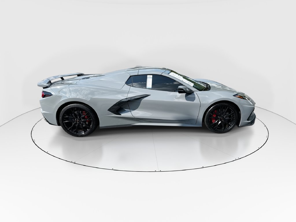 Used 2025 Chevrolet Corvette Stingray Preferred Conv w/ Z51 Performance Package RWD image 9