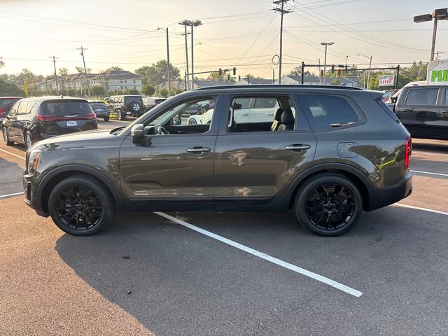 Used 2021 Kia Telluride EX w/ EX Premium Package AWD/4WD image 3