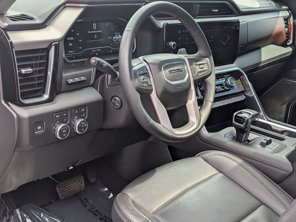 Used 2025 GMC Sierra 1500 Denali w/ Denali Reserve Package AWD/4WD image 16