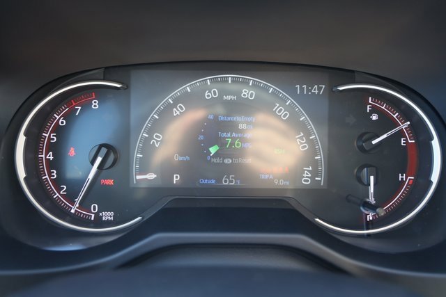 New 2025 Toyota RAV4 XLE image 15