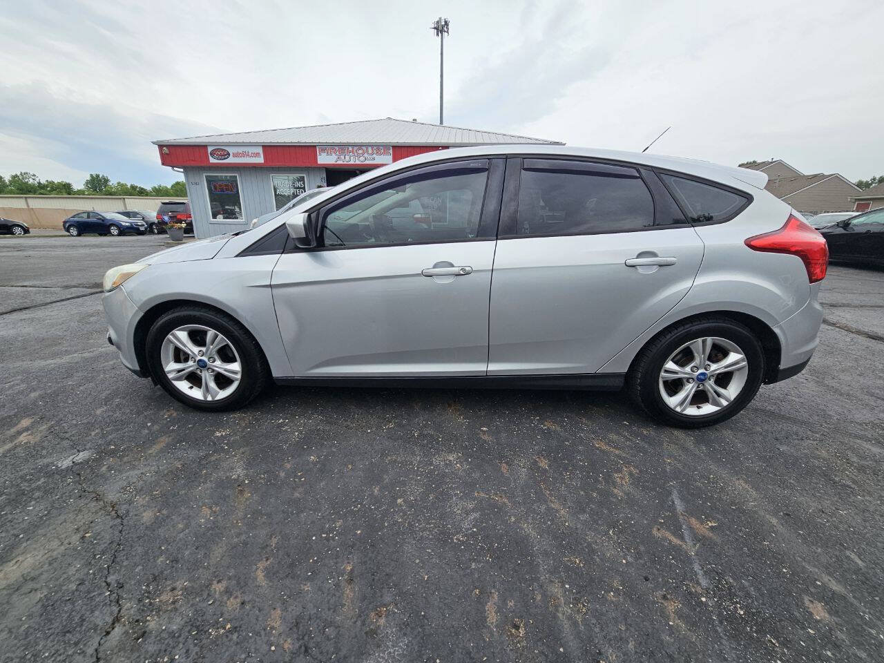 Used 2012 Ford Focus SE FWD image 8